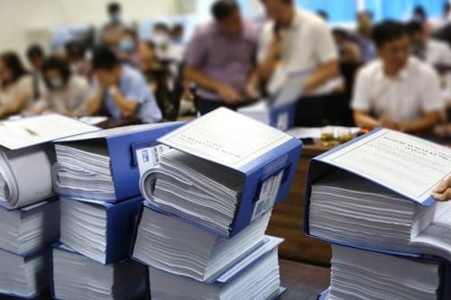 Nhà thầu không nộp đủ hồ sơ dự thầu lên Hệ thống mạng đấu thầu quốc gia có được bổ sung không?