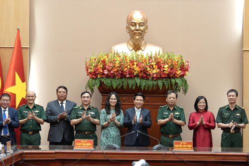 Tăng cường trao đổi, cung cấp thông tin vì sự bình yên của Tổ quốc và nhân dân