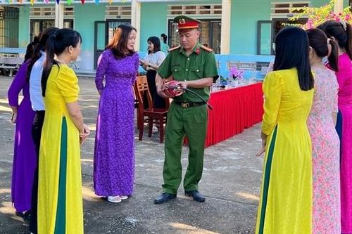 Giữ bình yên Gò Nổi