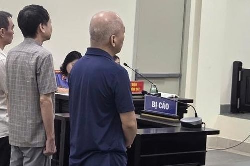Nam ca sĩ mượn danh thẩm phán để chiếm đoạt 2,8 tỷ đồng 'chạy án'
