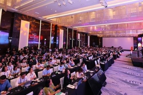 Đột phá chuyển đổi số ngành ngân hàng: Dữ liệu là nền tảng, khách hàng là trung tâm'