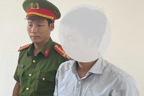 Lừa giám đốc công ty, nhân viên thị trường 'đút túi' nửa tỷ đồng