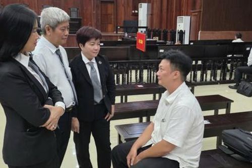 Rút yêu cầu xin lại 9 tỷ đồng khắc phục hậu quả, 2 bị cáo mong hưởng án treo