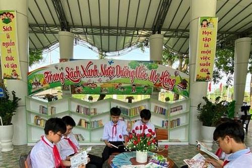 Hà Nội khuyến khích trường học giới thiệu sách cho học sinh hằng tuần