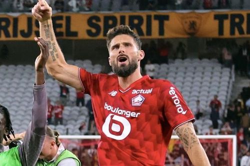 Giroud đi vào lịch sử cúp châu Âu