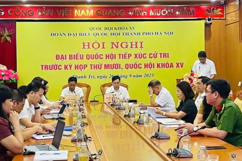 Đoàn ĐBQH TP Hà Nội tiếp xúc cử tri 14 xã, phường