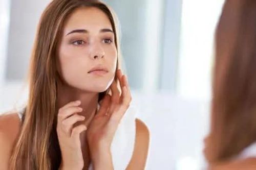 Cách phòng tránh các vấn đề da thường gặp vào mùa Thu