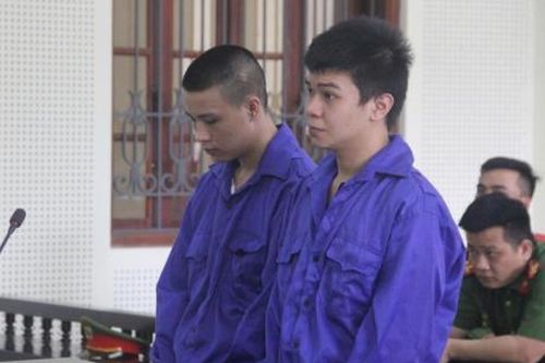 Hỗn chiến gây chết người, hai thanh niên lĩnh 19 năm tù