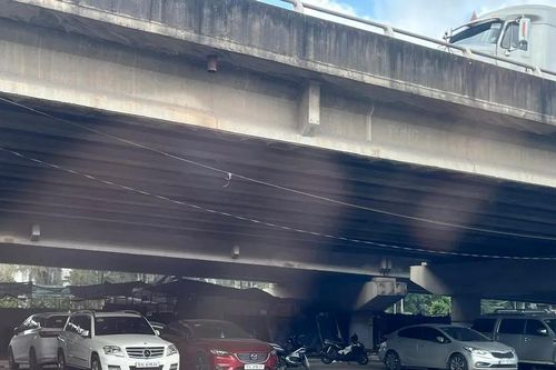 TPHCM kiên quyết xử lý bãi xe trái phép dưới gầm cầu