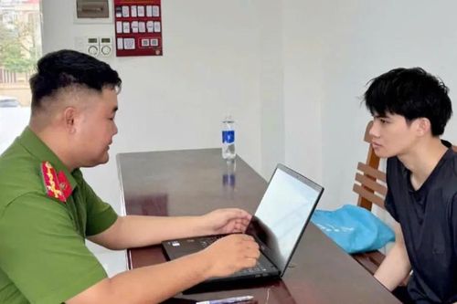 Người đàn ông bị lừa 2 tỷ đồng vì cài ứng dụng EVN giả mạo