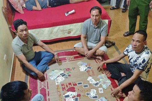 Sát phạt trên chiếu bạc bằng hình thức đánh 'lốc' ở Quảng Ninh