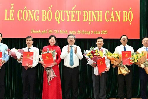 Ông Nguyễn Khắc Văn giữ chức Quyền Tổng Biên tập Báo Sài Gòn Giải Phóng