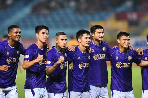 Ngoại binh tỏa sáng, Hà Nội FC vượt qua Thanh Hóa 2-1 để 'giải hạn' mùa giải mới