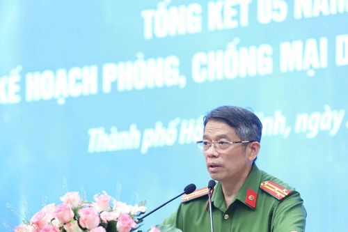 Bắt tội phạm về mại dâm, phát hiện thêm tội phạm mua bán người