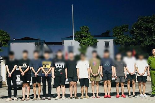 Thiếu niên 16 tuổi rủ bạn hỗn chiến vì ghen tuông ở Hà Nội: 'Con xin lỗi cả nhà'