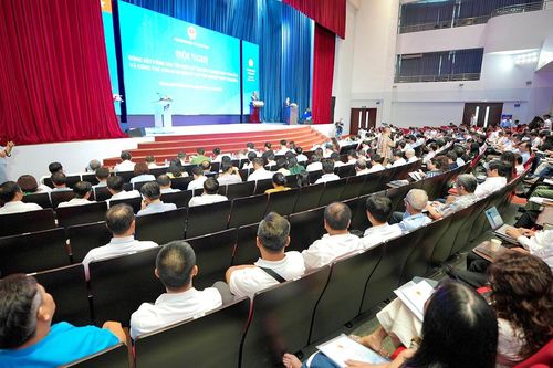 Bộ GDĐT tổng kết Kỳ thi tốt nghiệp THPT 2025 tại trường ĐH Tôn Đức Thắng