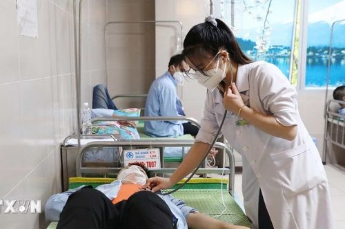 TP Hồ Chí Minh: Nhiều cư dân tại một chung cư nhập viện sau khi ăn bánh mỳ
