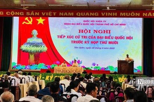 Đại biểu Quốc hội Trần Công Phàn tiếp xúc cử tri tại Tp.HCM