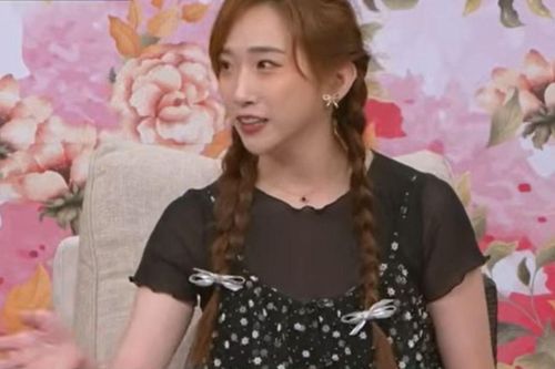 'Nữ thần màn ảnh' nổi tiếng trắng tay sau ly hôn, nay phải bán quần áo mưu sinh ở chợ