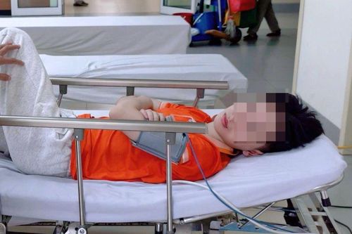 Nam sinh rơi vào nguy kịch bởi căn bệnh quen thuộc đang ngày càng trẻ hóa