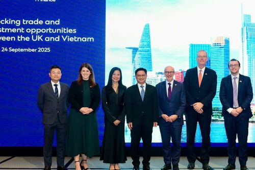 Cơ quan Tín dụng Xuất khẩu của Anh 'mở khóa tài chính' cho ba lĩnh vực lớn tại Việt Nam