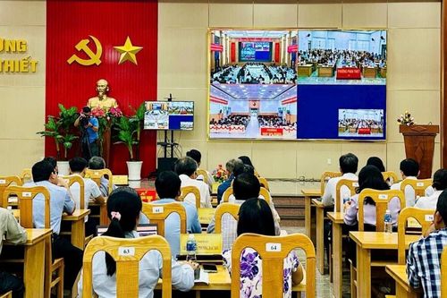 Khu vực Phan Thiết kiến nghị gỡ khó trong lĩnh vực Giáo dục và đào tạo