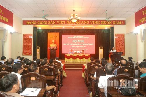 Đoàn đại biểu Quốc hội tỉnh tiếp xúc cử tri tại phường Nam Định
