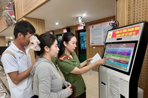 Công an Thanh Hóa rút ngắn thời gian xử lý hồ sơ trong lĩnh vực xuất nhập cảnh