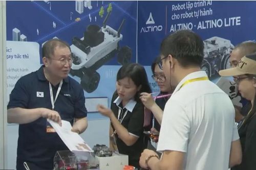 Công nghệ giáo dục mới ra mắt tại Vietedu 2025
