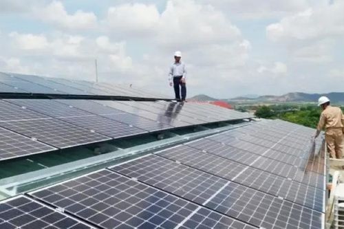 Nhiều 'nút thắt' trong cơ chế mua bán điện trực tiếp