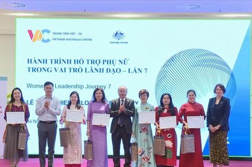 Hợp tác đào tạo Việt Nam - Australia về bình đẳng giới