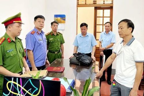 Bắt tạm giam lãnh đạo Công ty cổ phần đường sắt Yên Lào và Công ty cổ phần đường sắt Vĩnh Phú