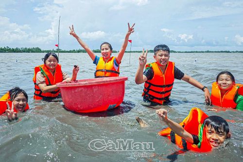 Về với Cà Mau - Trọn vẹn sắc màu du lịch sông nước