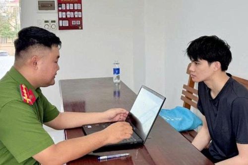 Nghe 'nhân viên điện lực' cài 1 ứng dụng, người đàn ông mất ngay 2,5 tỷ đồng: Đó là ứng dụng gì?