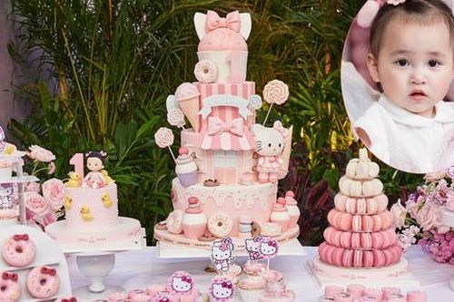 Khoảnh khắc đáng yêu của con gái diễn viên Chi Bảo trong đêm tiệc sinh nhật 1 tuổi