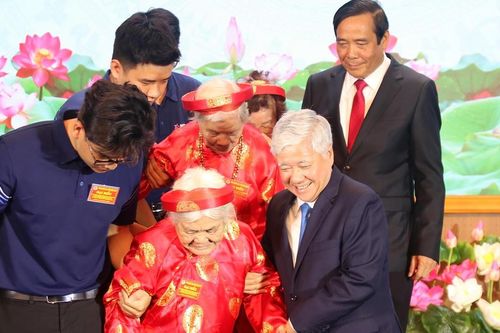 Chung sức, đồng lòng chăm lo cho người cao tuổi sống khỏe, sống hạnh phúc