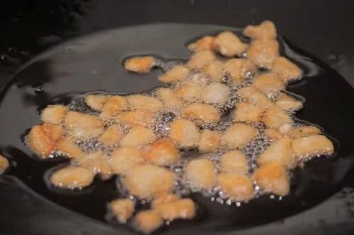 Ăn mỡ lợn có tốt không?