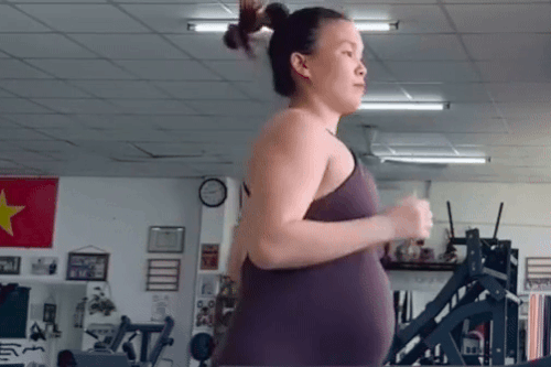 Mẹ bầu gần đẻ vẫn tập gym gây tranh cãi