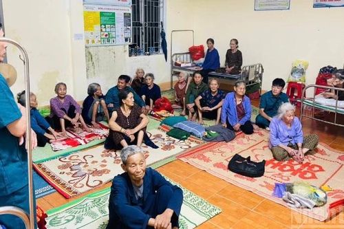 Hà Tĩnh di dời hơn 15.000 người dân tránh bão số 10