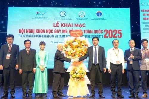 Hơn 1.000 đại biểu dự Hội nghị khoa học gây mê hồi sức toàn quốc 2025 tại Huế