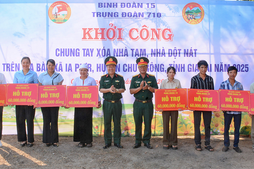 Chung sức dựng xây vùng đất anh hùng