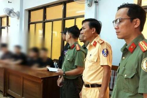Phát hiện 10 người nước ngoài nhập cảnh trái phép