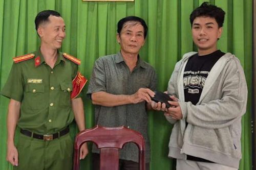 Thiện trung thực!