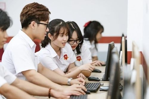 Phối hợp '3 nhà' xây dựng nền tảng giáo dục quốc gia thông minh