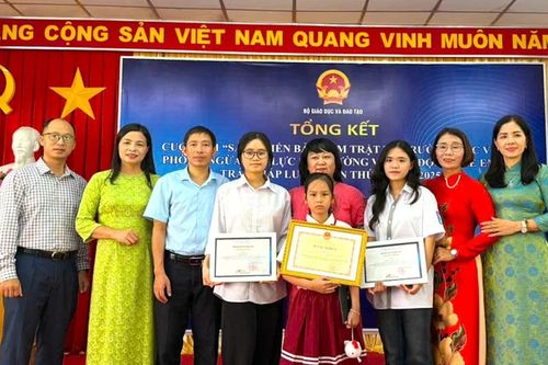 Học sinh Hưng Yên giành 3 giải cuộc thi 'Sáng kiến bảo đảm trật tự trường học'