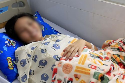 Sức khỏe hiện tại của sản phụ mang song thai được ghép tạm tay đứt lìa vào chân