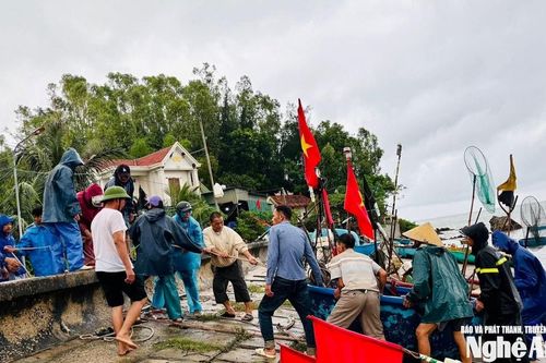 Nghệ An căng mình ứng phó bão số 10 với tinh thần 'chủ động – khẩn trương – quyết liệt'
