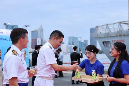 Bật mí món Việt xuất hiện trong sự kiện đón tàu Hải quân Hoàng gia Anh