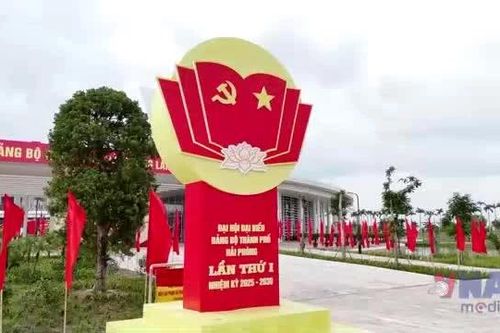 Thủ tướng Phạm Minh Chính dự Đại hội Đảng bộ thành phố Hải Phòng