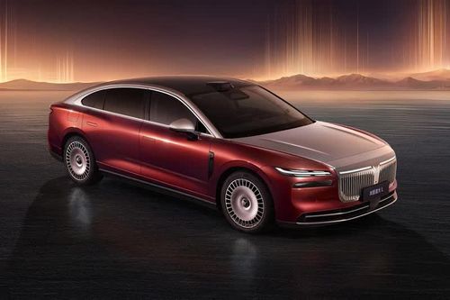 Xe sedan thiết kế sang chảnh, công suất 657 mã lực, siêu tiết kiệm xăng, giá hấp dẫn